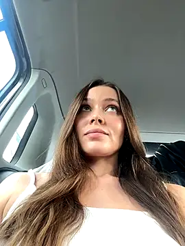 nicole111 online show from 10-04-25, 10:28