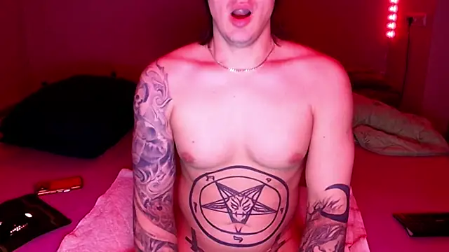 Snapshot of baphomet_from_ice chatting on 04-23-26, 04:41 baphomet from ice online show from 04-23-26, 04:41