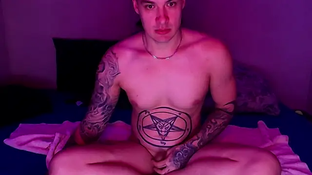 Snapshot of baphomet_from_ice chatting on 10-21-25, 09:41 baphomet from ice online show from 10-21-25, 09:41