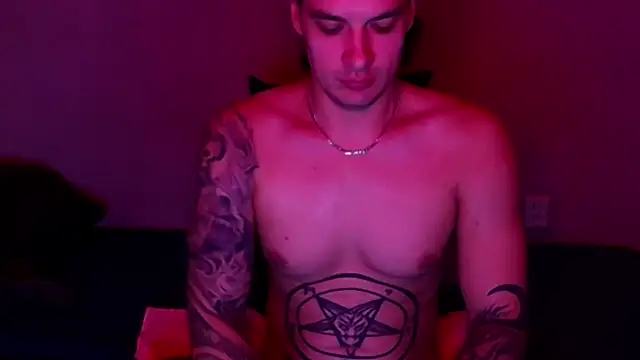 Snapshot of baphomet_from_ice chatting on 11-04-25, 08:40 baphomet from ice online show from 11-04-25, 08:40