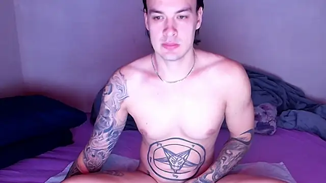 Snapshot of baphomet_from_ice chatting on 10-09-25, 06:03 baphomet from ice online show from 10-09-25, 06:03