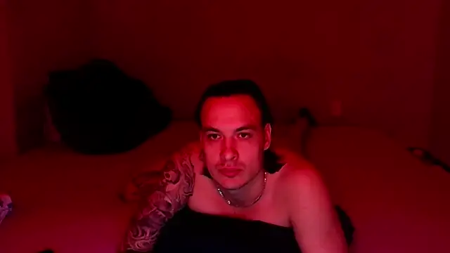 Snapshot of baphomet_from_ice chatting on 11-18-25, 04:27 baphomet from ice online show from 11-18-25, 04:27