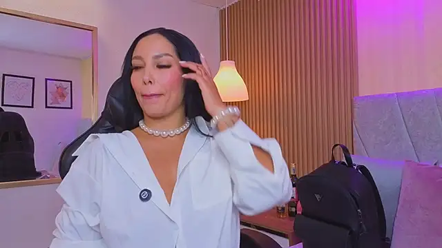 Dakota diaz  online show from 02-09-26, 07:34