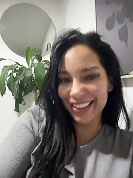 Snapshot of Dakota_diaz_ chatting on 06-14-26, 06:58 Dakota diaz online show from 06-14-26, 06:58
