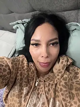 Dakota diaz  online show from 02-16-26, 12:42