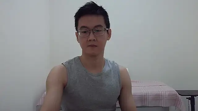 Snapshot of ori6 chatting on 06-24-26, 02:15 ori6 online show from 06-24-26, 02:15