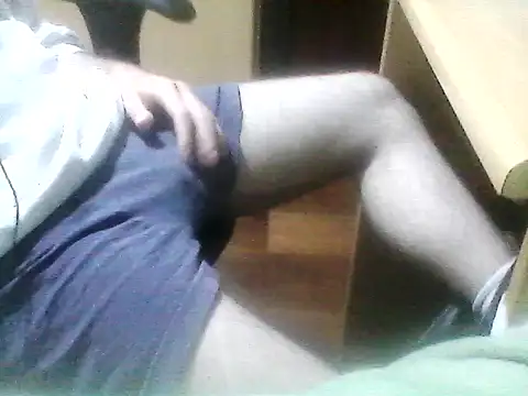 MORENOGOSTOSO12345 online show from 03-12-26, 04:22