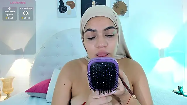 Umarani  online show from 09-17-25, 06:43