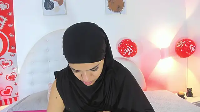 Snapshot of Umarani_ chatting on 02-14-26, 11:32 Umarani online show from 02-14-26, 11:32