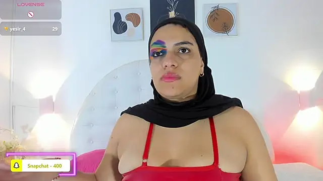 Snapshot of Umarani_ chatting on 02-10-26, 06:29 Umarani online show from 02-10-26, 06:29