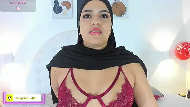 Snapshot of Umarani_ chatting on 02-17-26, 06:27 Umarani online show from 02-17-26, 06:27