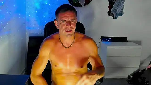 Snapshot of petr37pol chatting on 07-09-26, 01:39 petr37pol online show from 07-09-26, 01:39