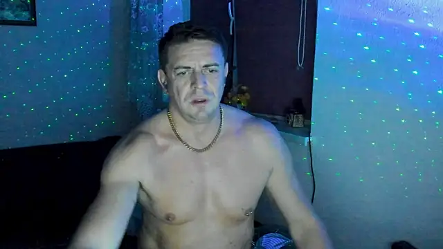 Snapshot of petr37pol chatting on 06-10-26, 01:07 petr37pol online show from 06-10-26, 01:07