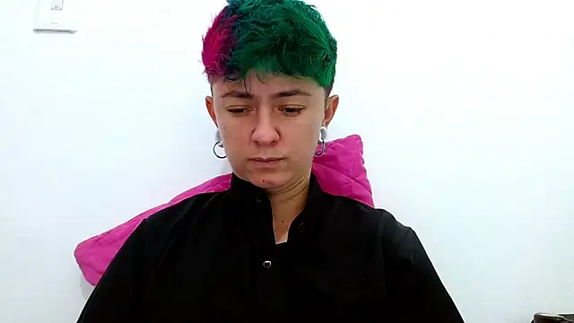 tomboyblue online show from 11-30-25, 02:29