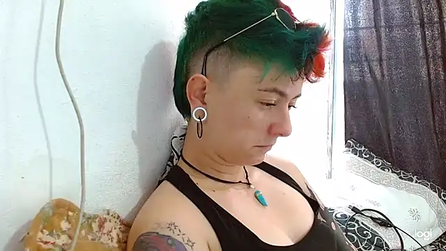 tomboyblue online show from 02-25-25, 06:12