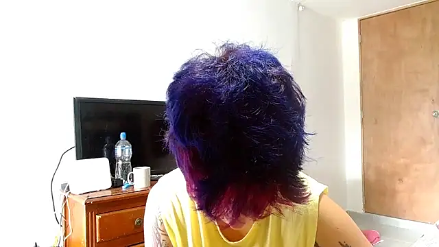 tomboyblue online show from 05-08-26, 05:39