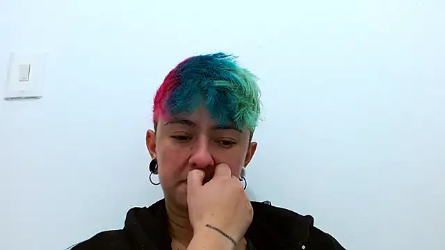 tomboyblue online show from 11-13-25, 04:00