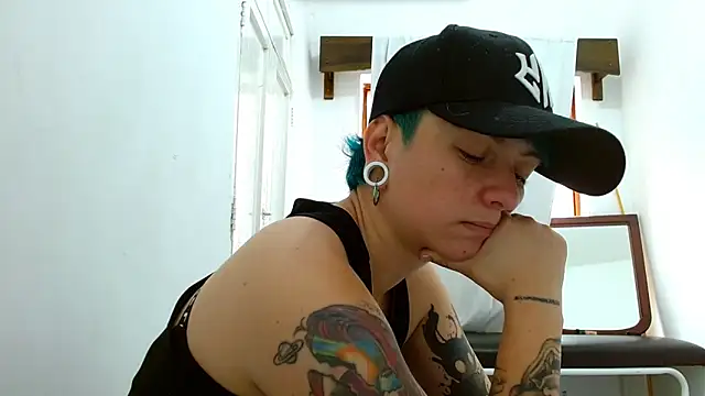 tomboyblue online show from 02-13-26, 02:28