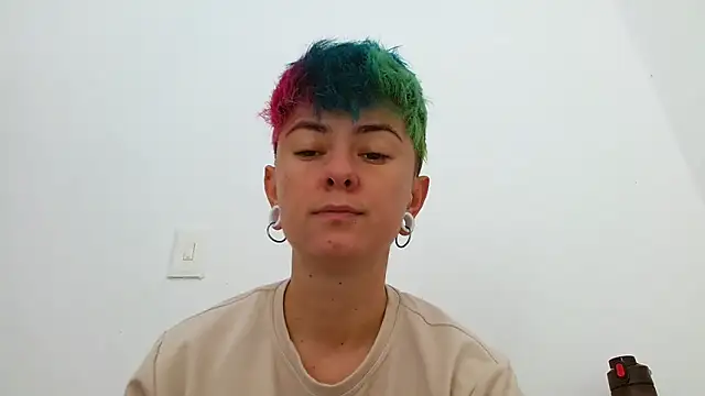 tomboyblue online show from 11-06-25, 01:48