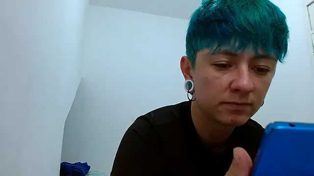 tomboyblue online show from 02-14-26, 04:07