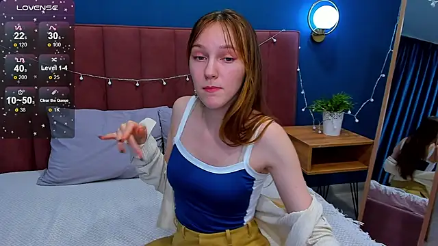 VanillaKelly online show from 01-21-25, 04:32