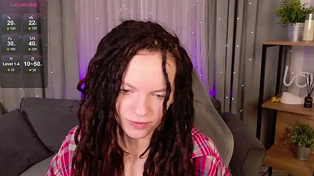 Snapshot of CoreyJane chatting on 10-12-25, 04:47 CoreyJane online show from 10-12-25, 04:47