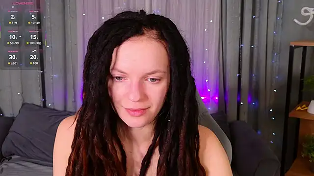 Snapshot of CoreyJane chatting on 06-01-26, 05:18 CoreyJane online show from 06-01-26, 05:18