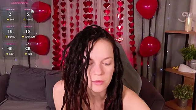 Snapshot of CoreyJane chatting on 02-13-26, 04:45 CoreyJane online show from 02-13-26, 04:45