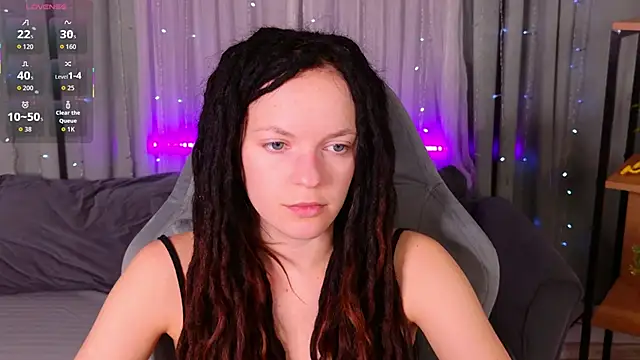 Snapshot of CoreyJane chatting on 05-31-26, 05:13 CoreyJane online show from 05-31-26, 05:13