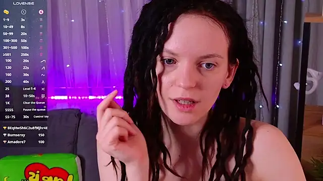 Snapshot of CoreyJane chatting on 03-01-25, 07:30 CoreyJane online show from 03-01-25, 07:30