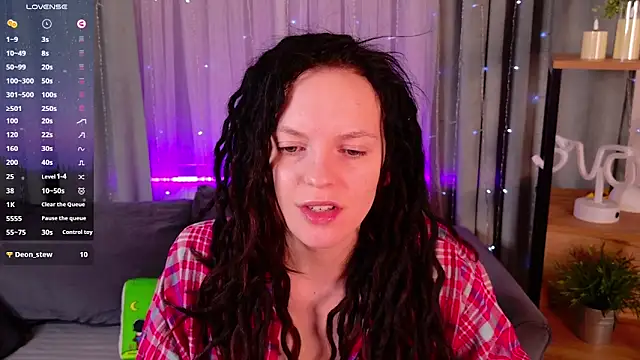 Snapshot of CoreyJane chatting on 03-03-25, 04:21 CoreyJane online show from 03-03-25, 04:21