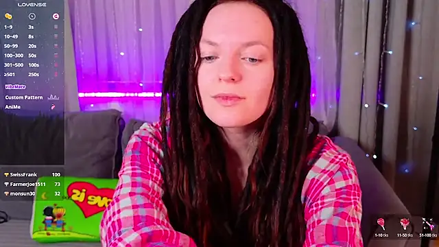 Snapshot of CoreyJane chatting on 03-18-25, 07:33 CoreyJane online show from 03-18-25, 07:33