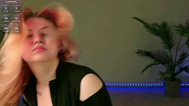 Lisa Adam online show from 06-12-26, 06:05