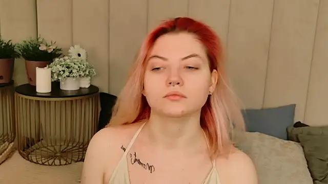 Lisa Adam online show from 11-25-25, 05:02