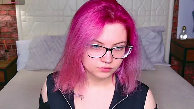 Lisa Adam online show from 09-23-25, 06:15