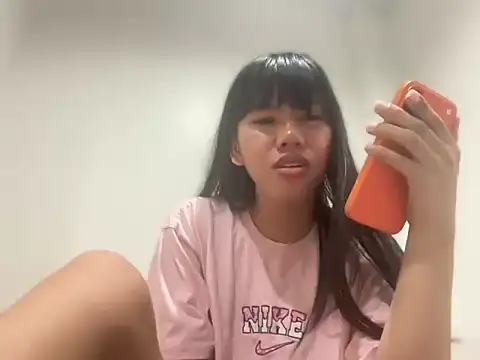 Snapshot of Ella_foxxx chatting on 01-11-26, 12:56 Ella foxxx online show from 01-11-26, 12:56