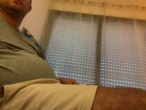 porompomperro online show from 01-10-25, 02:13