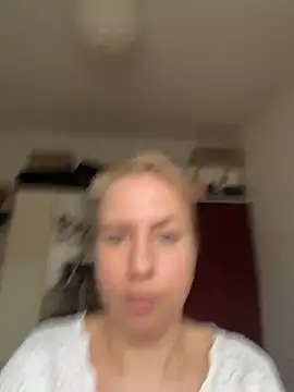 MariaValentine online show from 12-19-25, 09:33