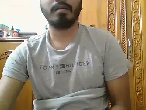Snapshot of desiboyasif chatting on 03-10-25, 03:41 desiboyasif online show from 03-10-25, 03:41