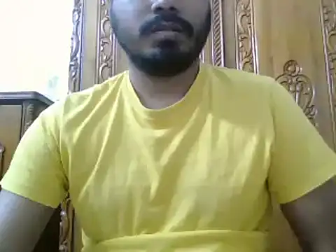Snapshot of desiboyasif chatting on 10-23-25, 05:11 desiboyasif online show from 10-23-25, 05:11