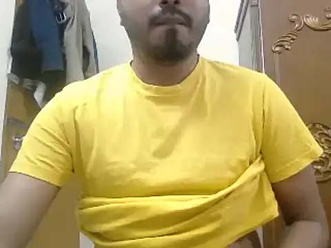 Snapshot of desiboyasif chatting on 09-27-25, 04:46 desiboyasif online show from 09-27-25, 04:46