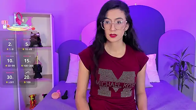 SophieGomez22 online show from 09-18-25, 11:35