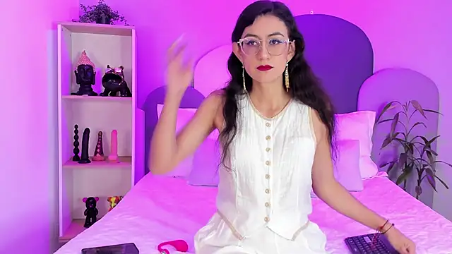 SophieGomez22 online show from 03-21-26, 11:25