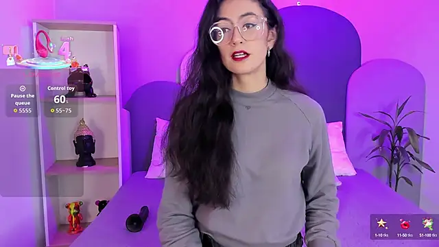 SophieGomez22 online show from 09-19-25, 11:14