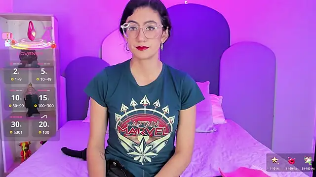 SophieGomez22 online show from 09-25-25, 11:27