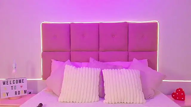 SophieGomez22 online show from 03-13-26, 11:48