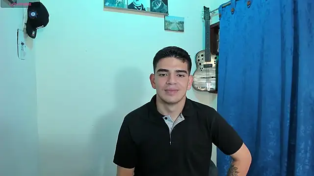 Snapshot of Ares_Johnson chatting on 03-05-25, 06:56 Ares Johnson online show from 03-05-25, 06:56