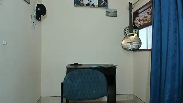 Snapshot of Ares_Johnson chatting on 03-11-25, 06:08 Ares Johnson online show from 03-11-25, 06:08