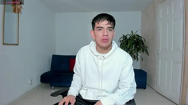 Snapshot of Ares_Johnson chatting on 10-23-25, 12:15 Ares Johnson online show from 10-23-25, 12:15