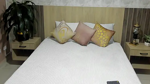 rebeca cortez  online show from 06-16-26, 09:26